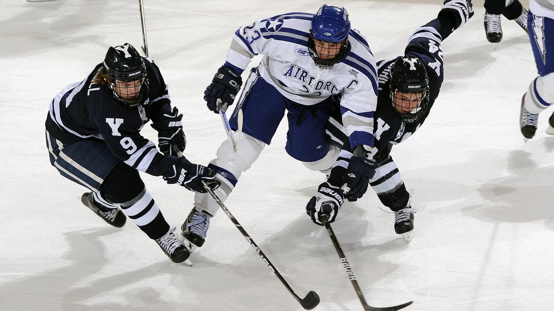防线新基石！于帕梅卡诺与科纳特组合零封乌克兰，法国队后防展现冠军级默契